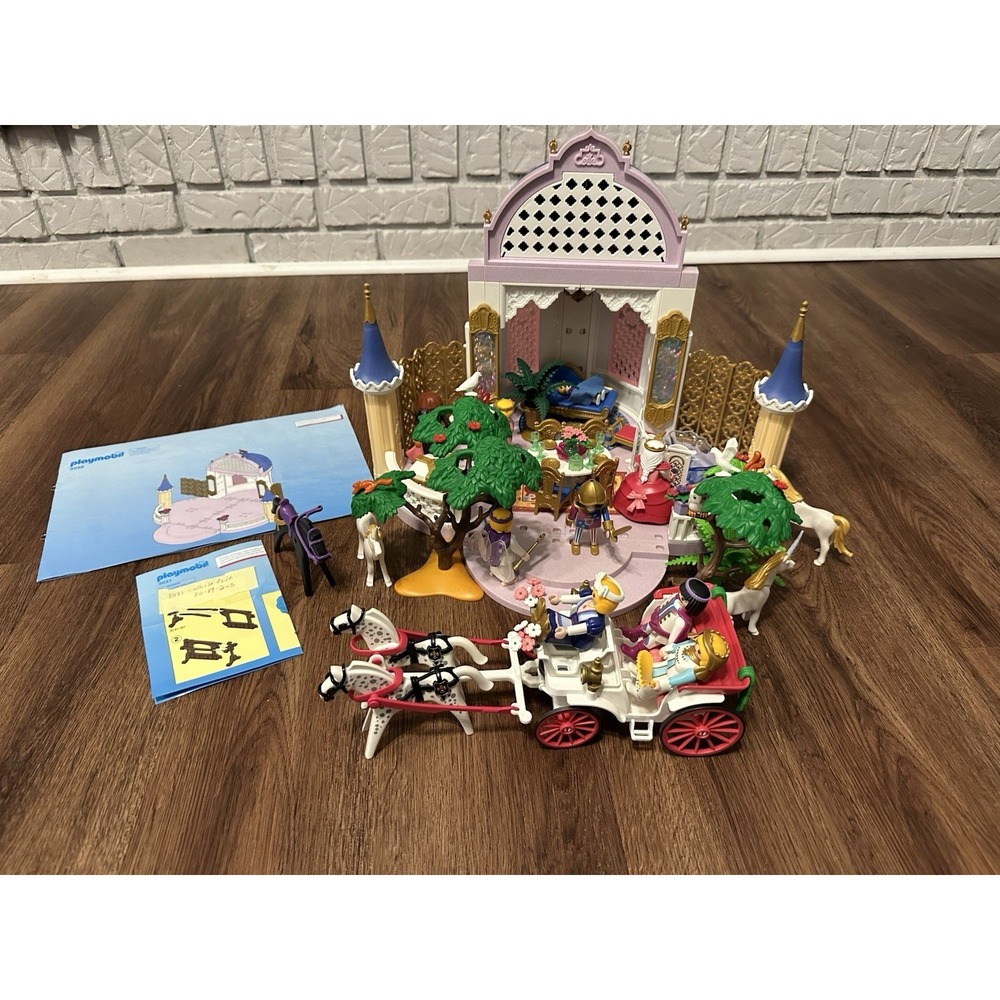 Vintage PLAYMOBIL 3019 Dream Castle Princess Royal Carriage Figures Huge Lot 98